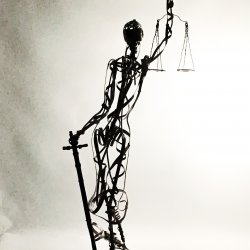 Escultura de la justicia