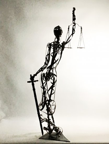Sculpture of justice